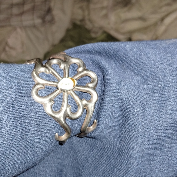 Authentic Sandcast Navajo cuff with genuine turquoise! Vintage/Antique - Picture 7 of 14